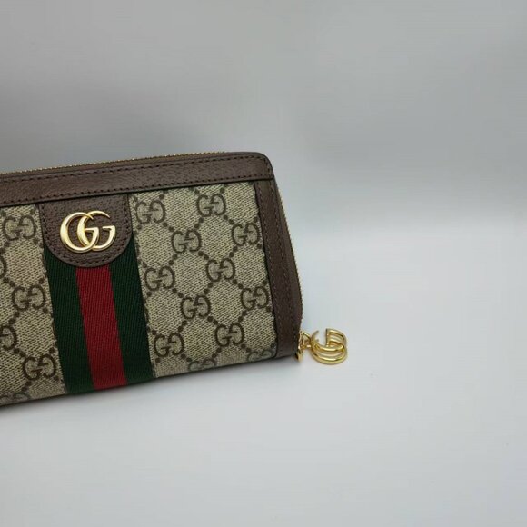 Sophisticated Gucci Leather Trim Long Wallet - Picture 8 of 8